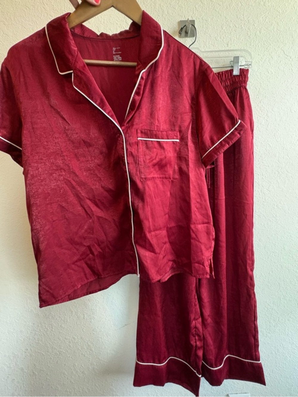 Gilly Hicks Red Satin Pajama Set with Contrast Piping Size Medium